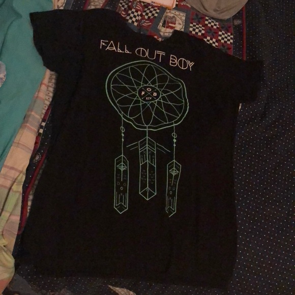 Shirt - Picture 1 of 1